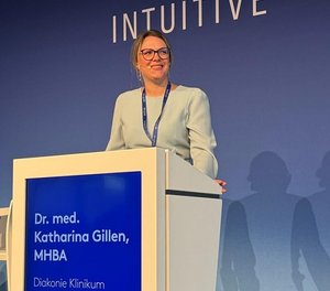 Beim „Executive Forum“ der Firma „Intuitive Surgical“ in Kopenhagen präsentierte Dr. Katharina Gillen ihr „Siegener Modell zur effizienten Nutzung des Da-Vinci-Roboters bei gutartigen gynäkologischen Operationen“.